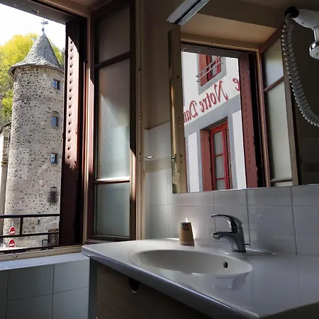 Restaurant Notre Dame ホテル オルシヴァル