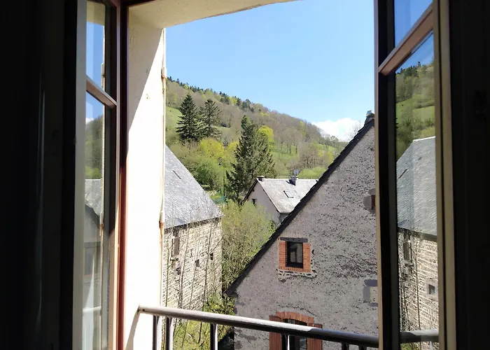 Notre Dame Hotel Orcival